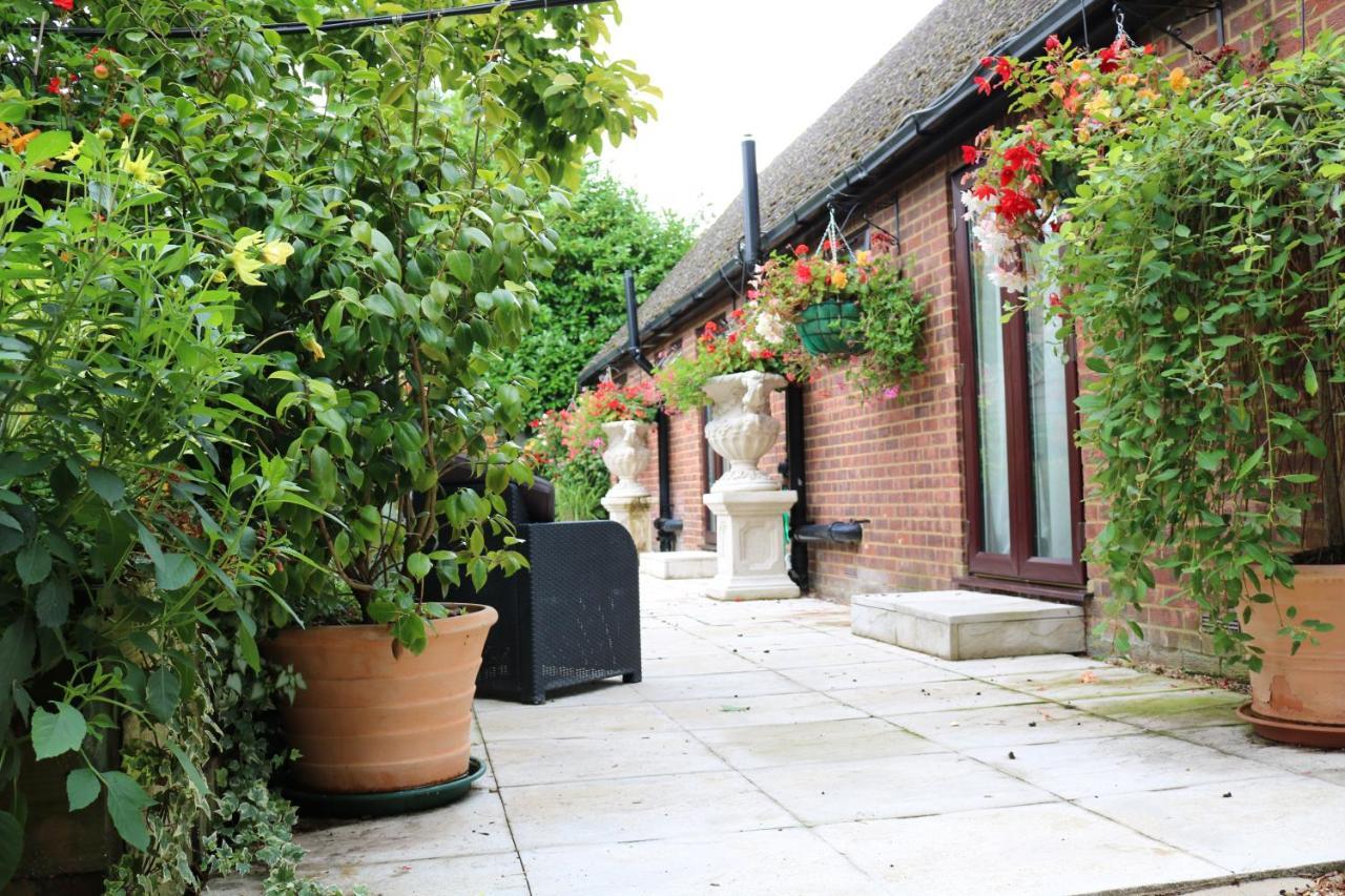Abbington Hotel Stevenage Dış mekan fotoğraf