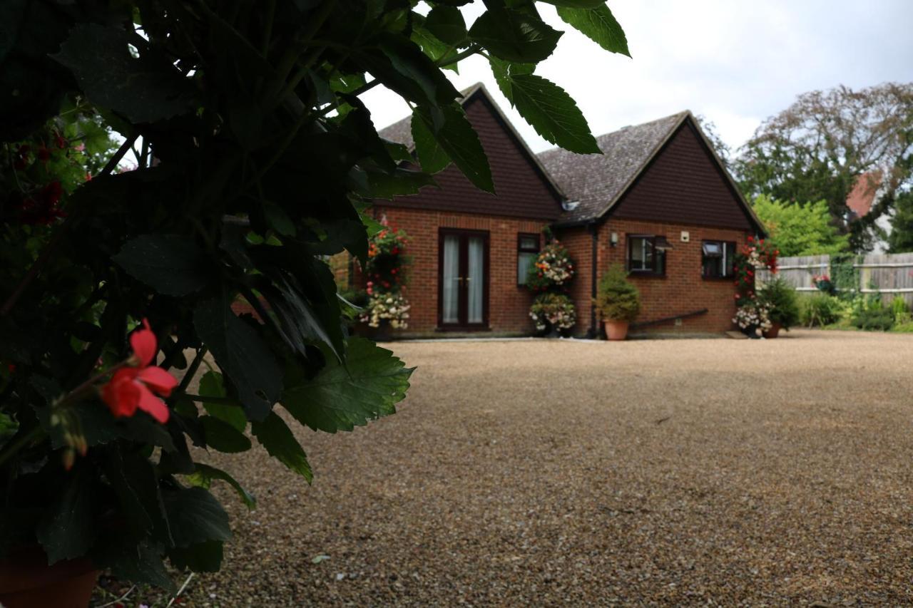 Abbington Hotel Stevenage Dış mekan fotoğraf